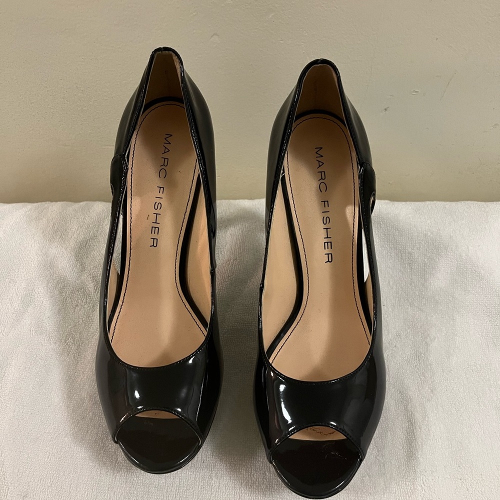 Misses dressy high heel shoes